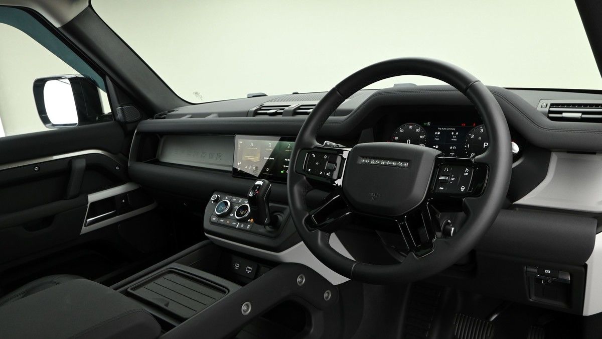 Land Rover Defender 90 Image