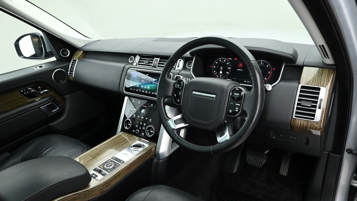 Land Rover Range Rover Image 3