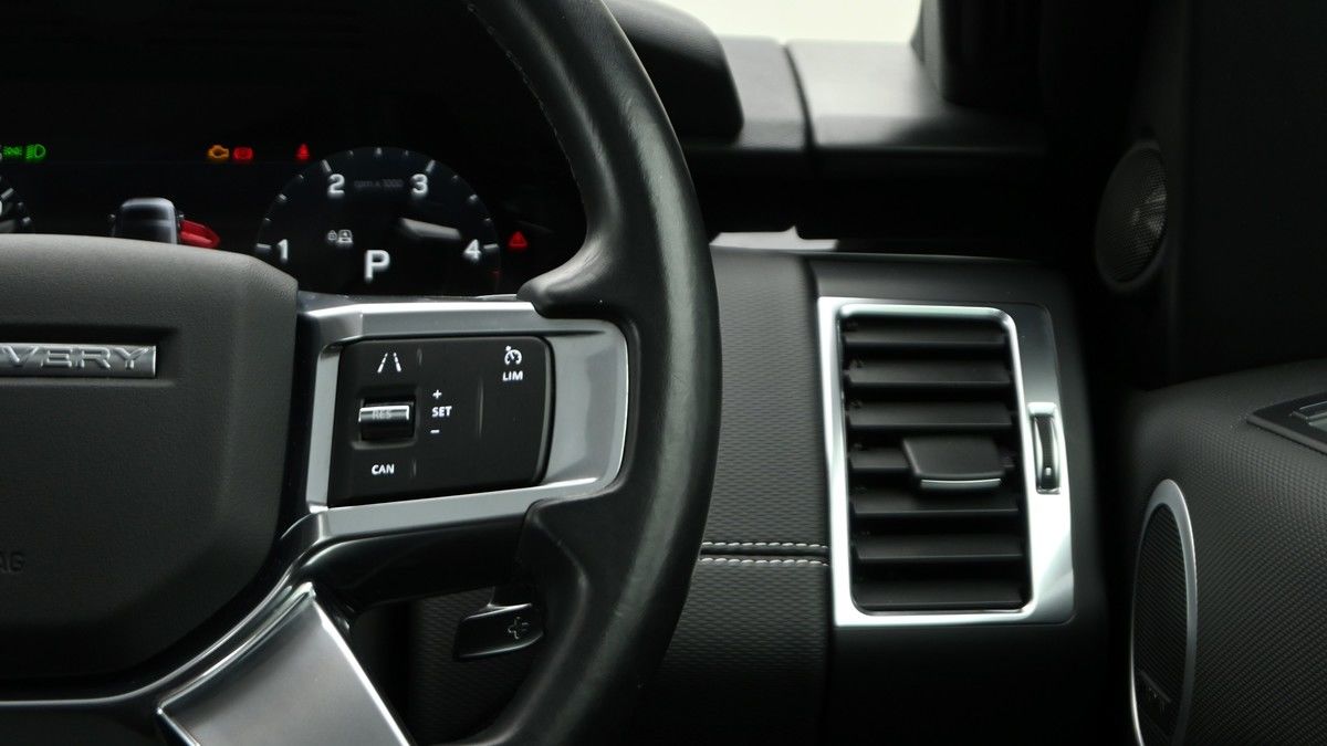 Land Rover Discovery Image 16