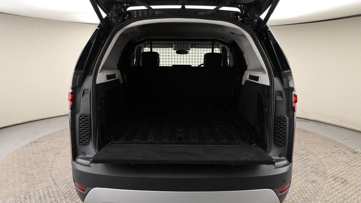 Land Rover Discovery Image 10