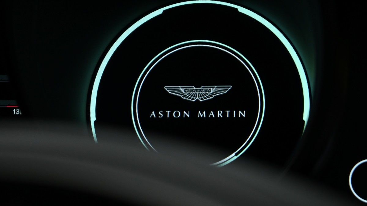 Aston Martin Vantage Image 5
