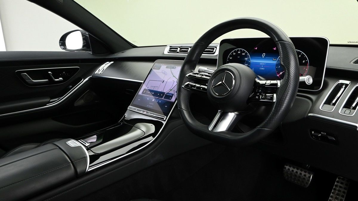 Mercedes-Benz S Class Image 3