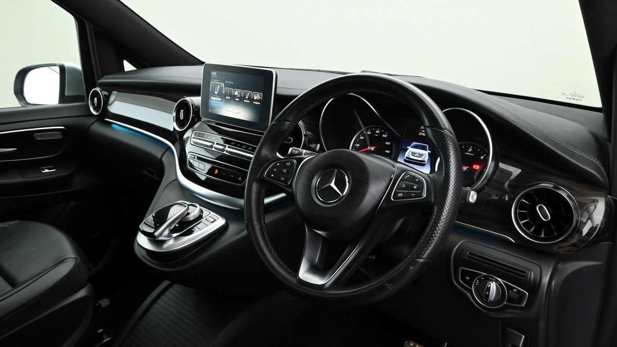 Mercedes-Benz V Class Image 3