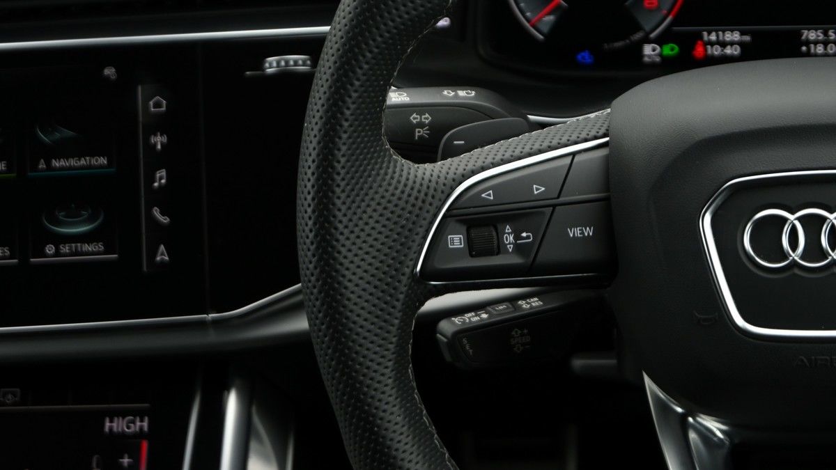 Audi Q7 Image 15