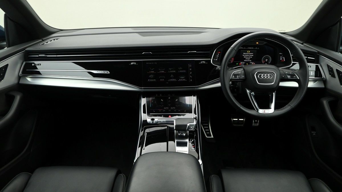 Audi Q8 Image 14