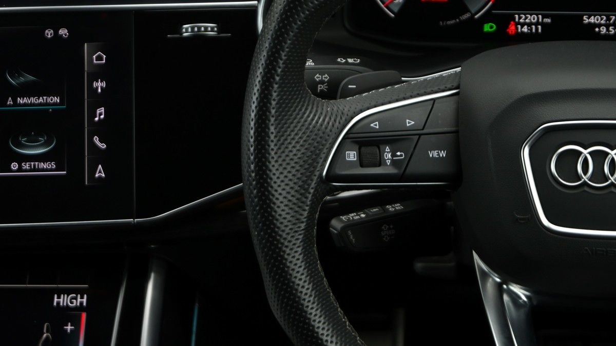 Audi Q8 Image 15