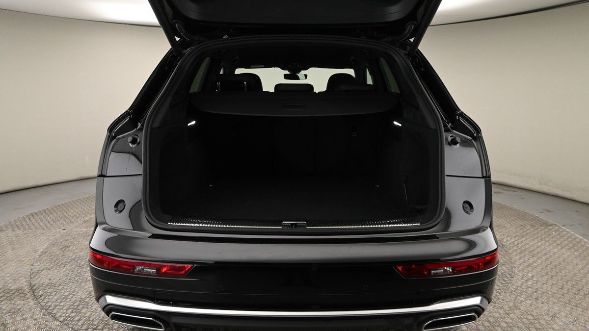 Audi Q5 Image 10