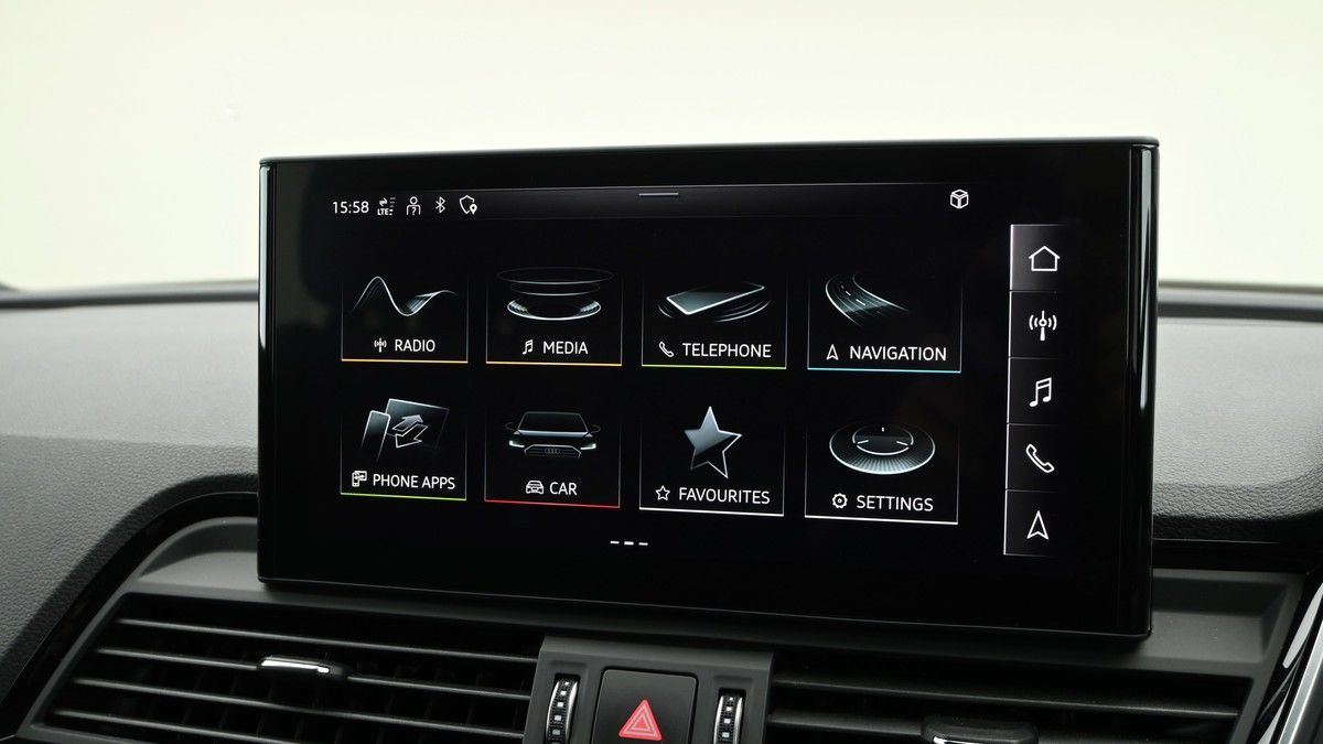 Audi Q5 Image 11