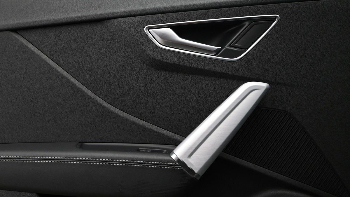 Audi SQ2 Image 13