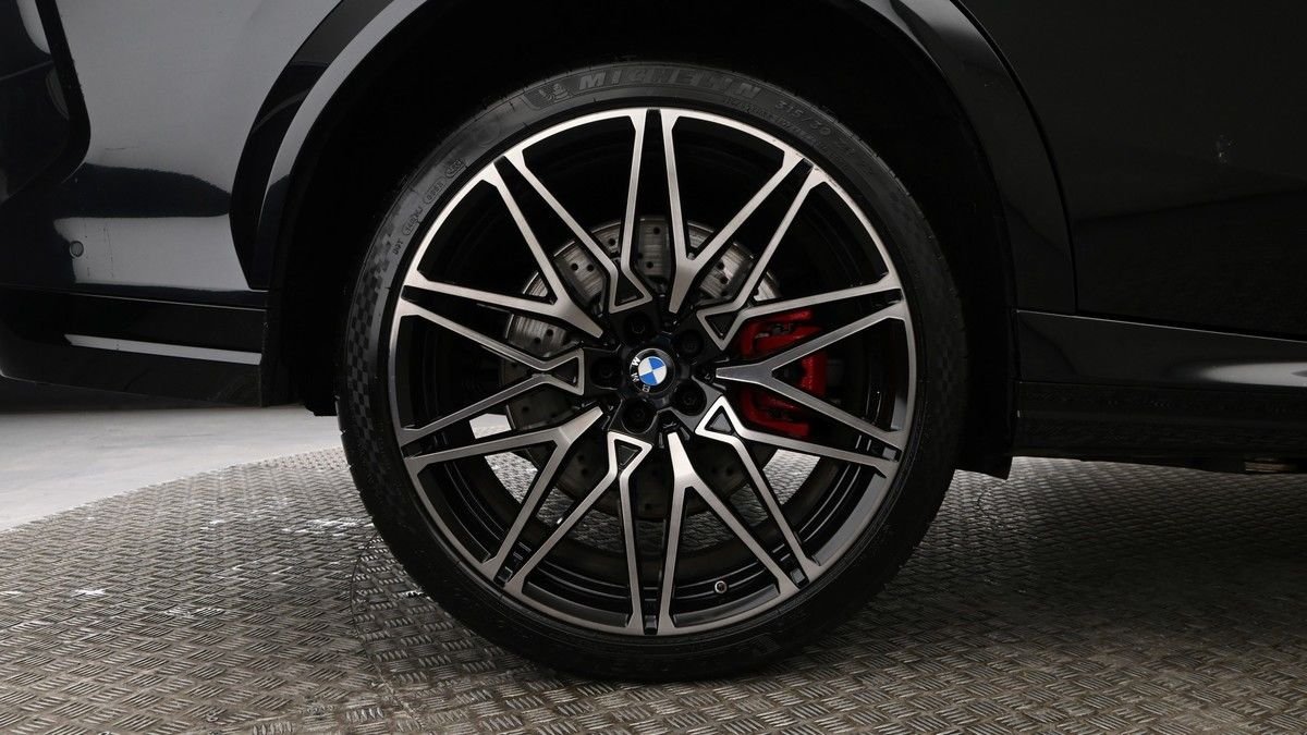 BMW X6 M Image 9