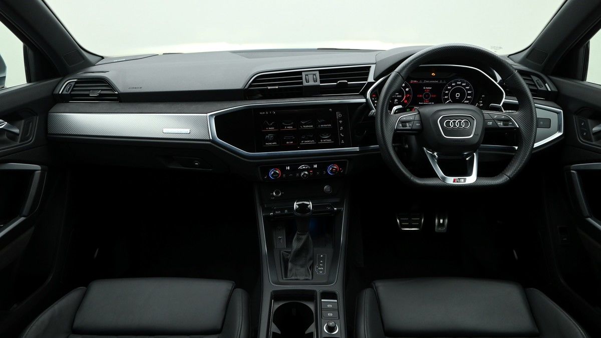 Audi RS Q3 Image 14