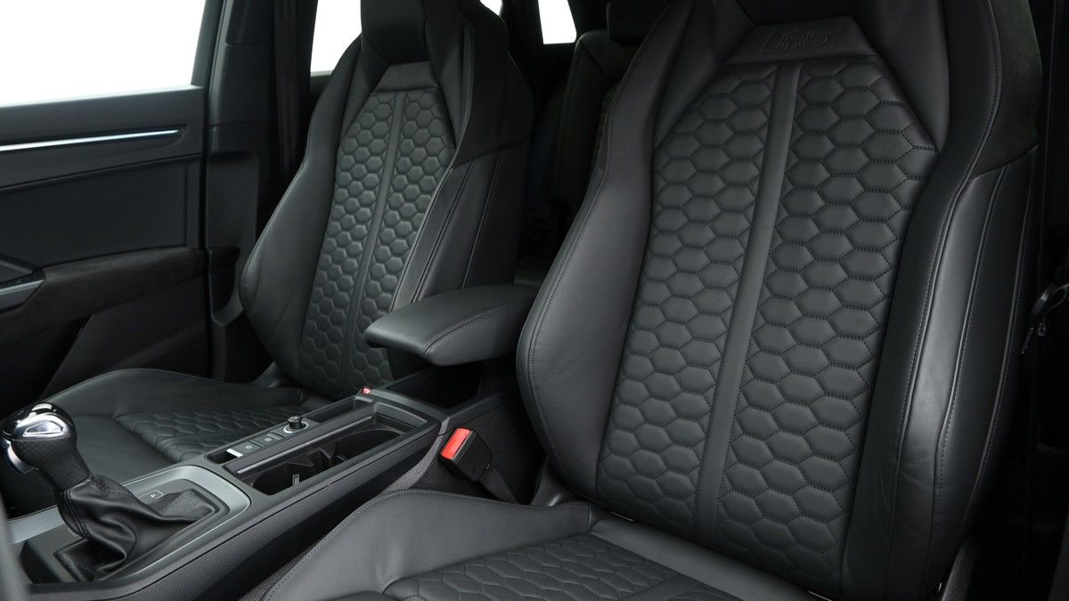 Audi RS Q3 Image 4