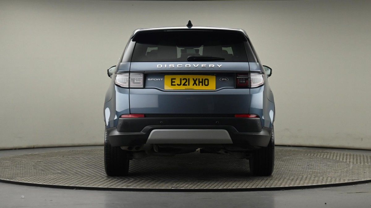 Land Rover Discovery Sport Image 25