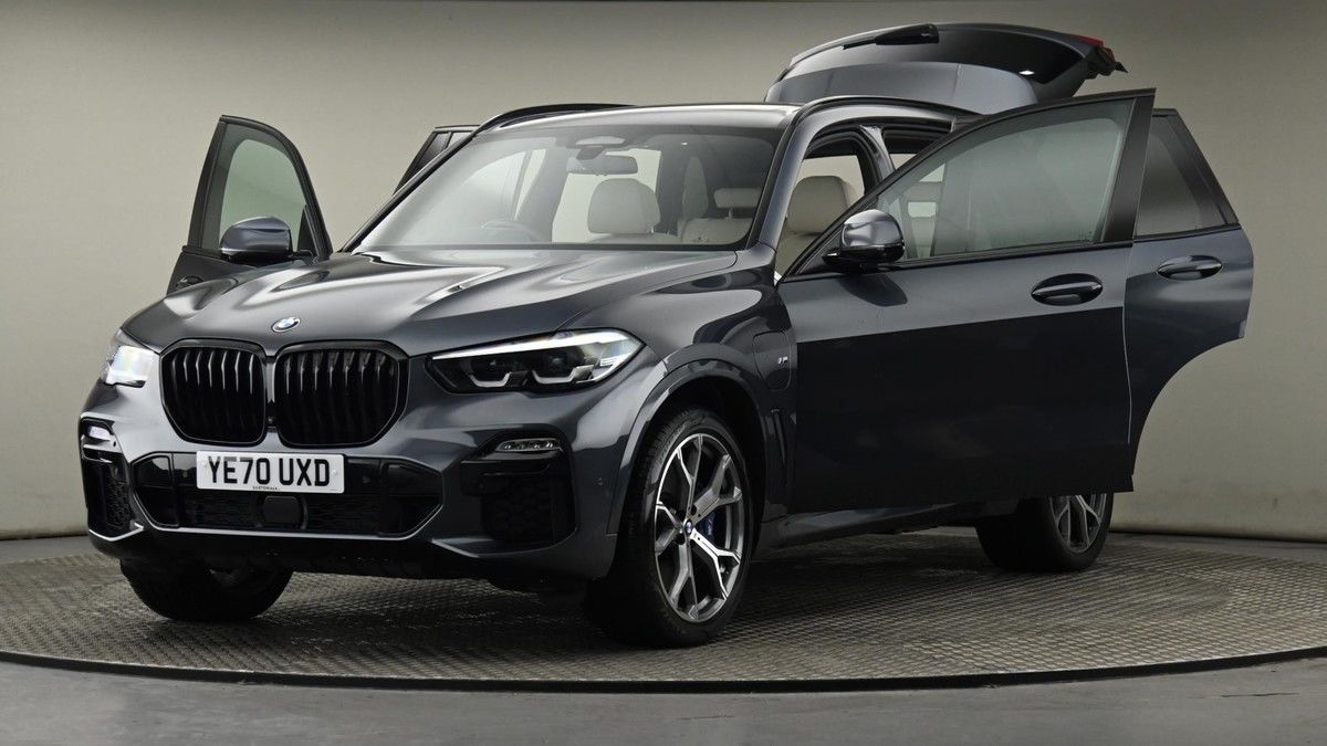 BMW X5 Image 28
