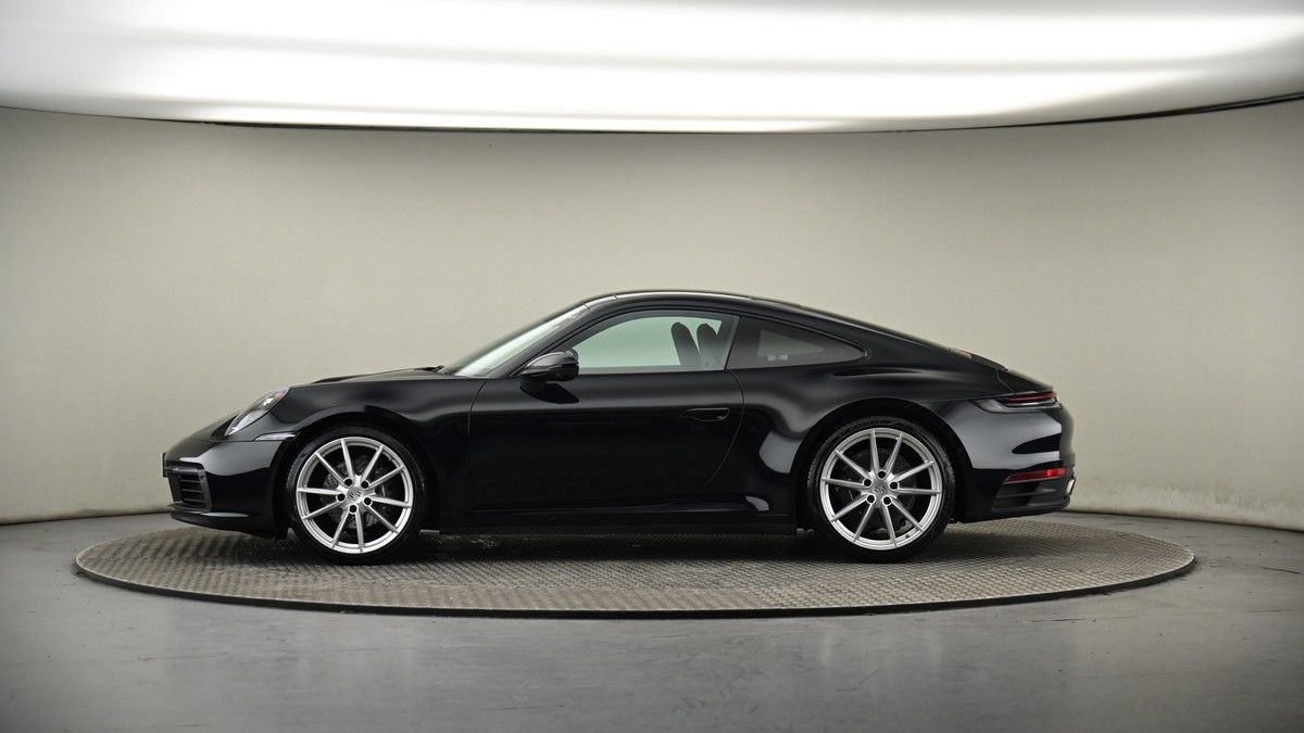 Porsche 911 Image 19