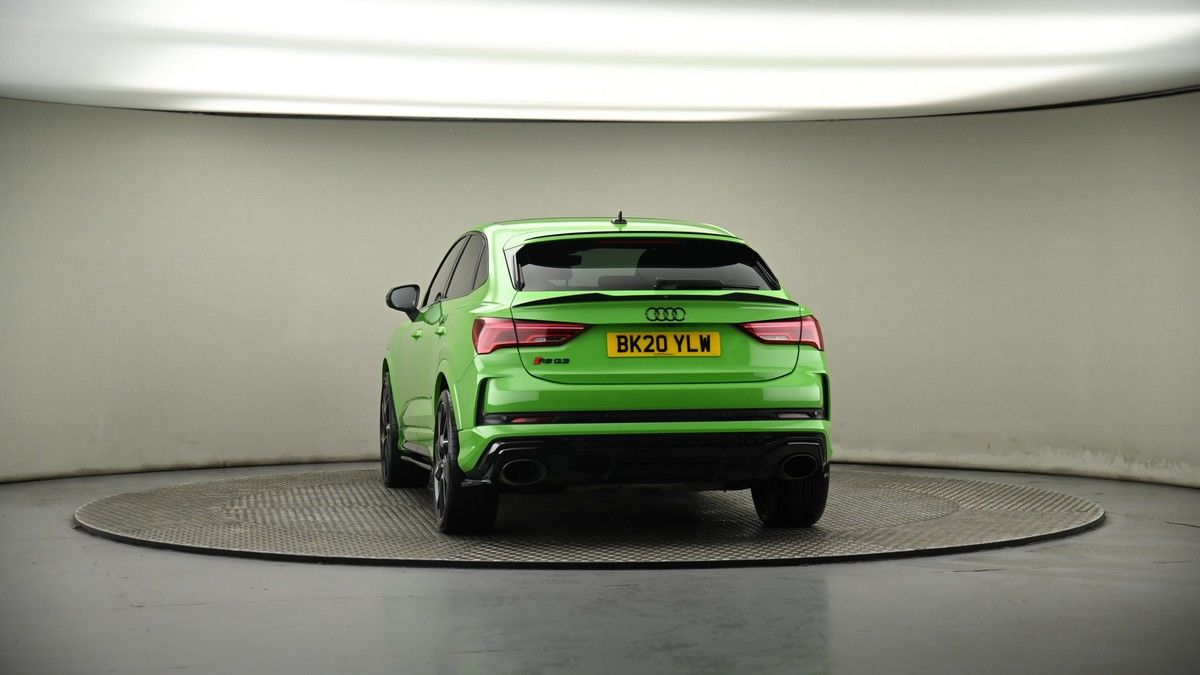 Audi RS Q3 Image 17