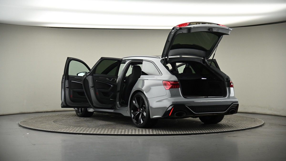 Audi RS6 Avant Image 8