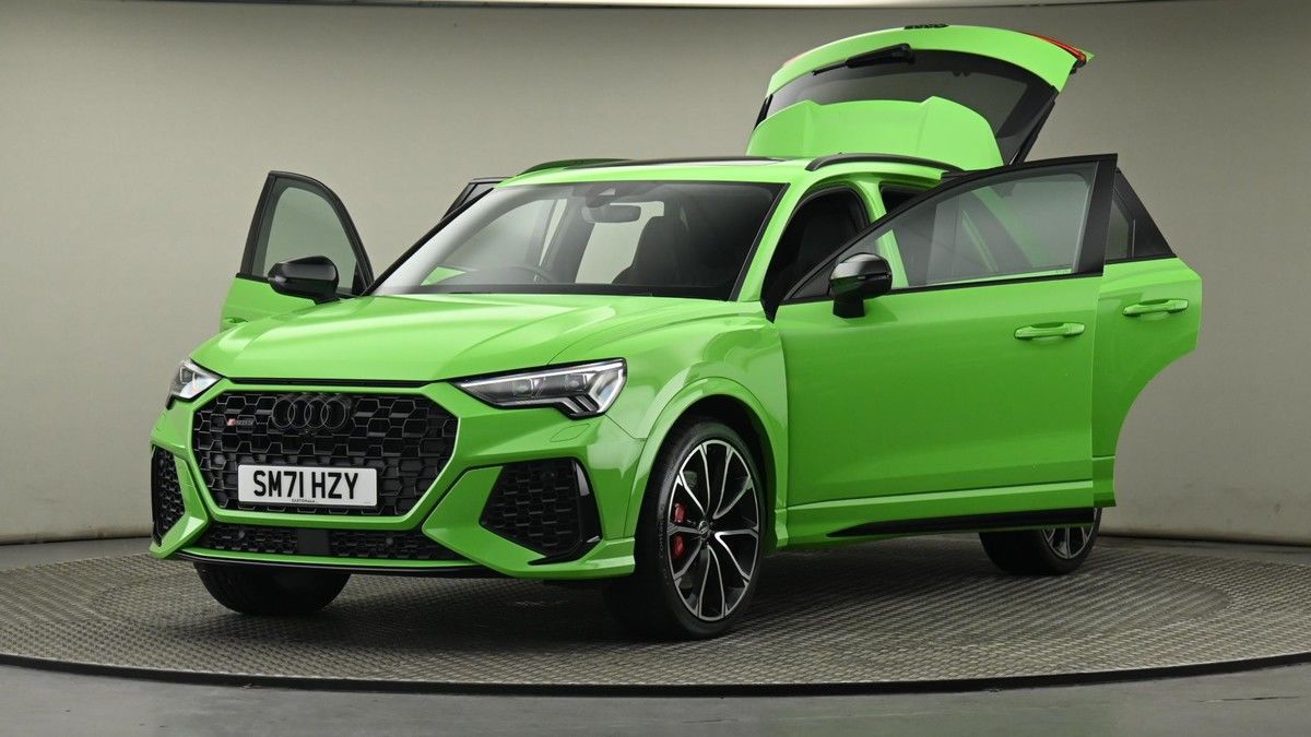 Audi RS Q3 Image 10