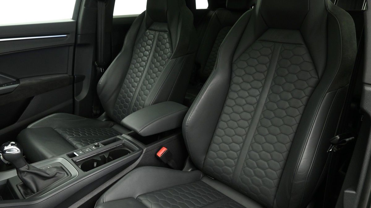 Audi RS Q3 Image 4