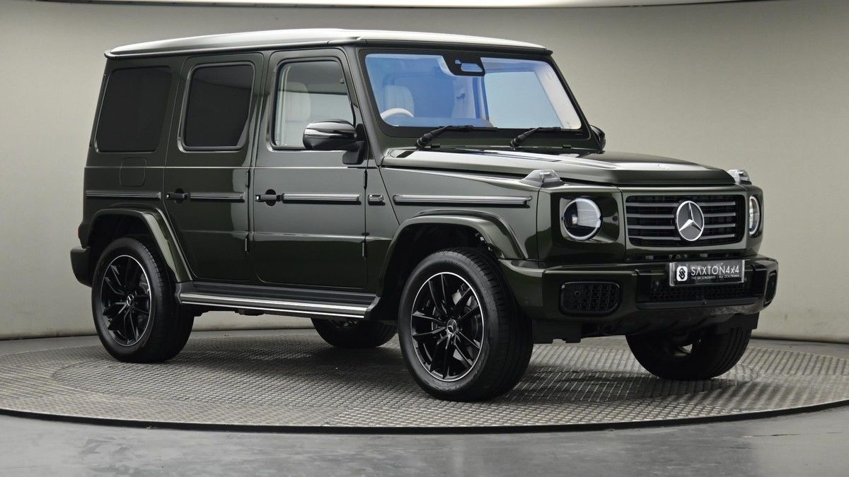 Mercedes-Benz G Class Sticky Header Image