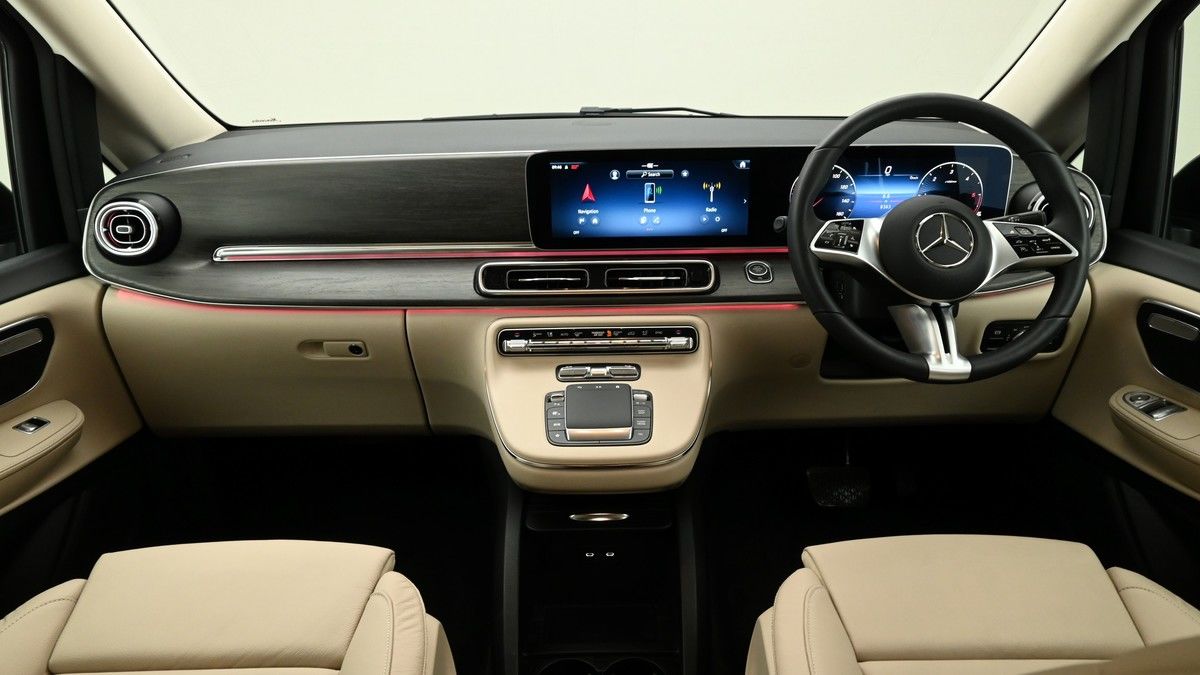 Mercedes-Benz V Class Image 19