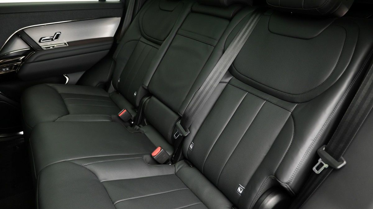 Land Rover Range Rover Sport Image 5