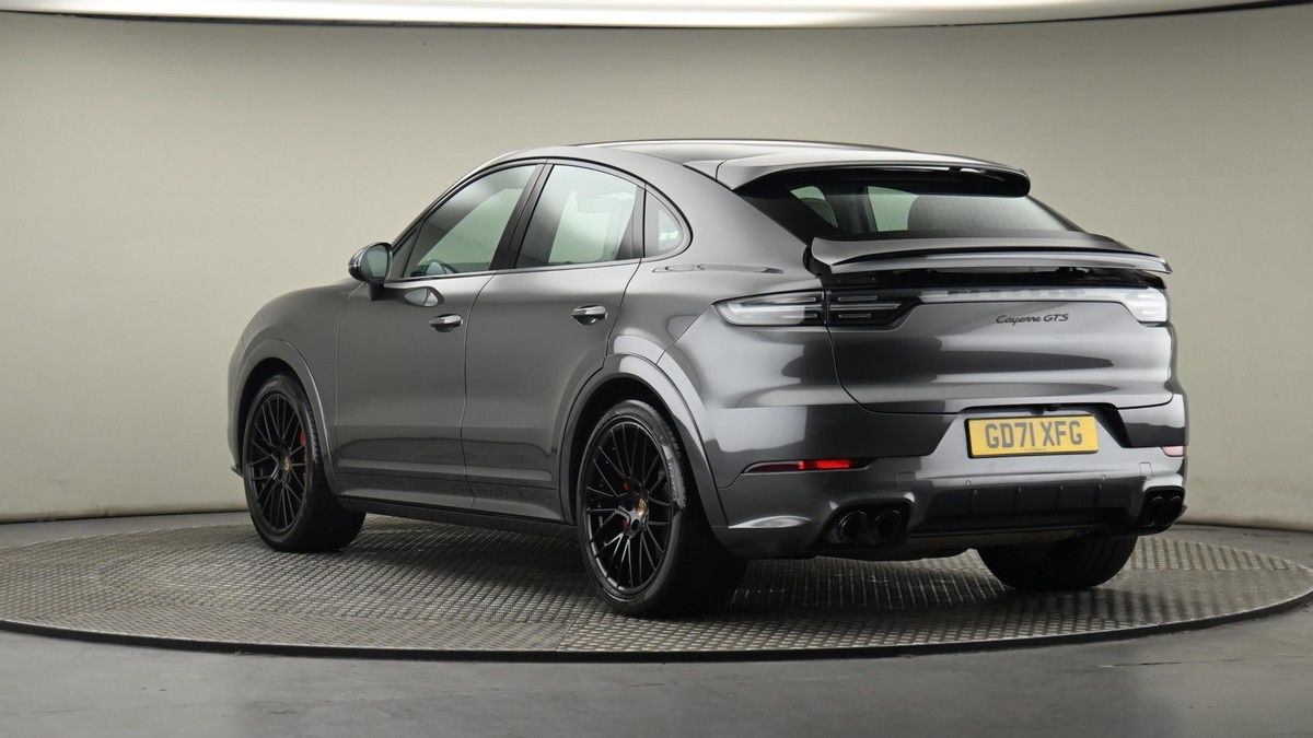 Porsche Cayenne Image 25