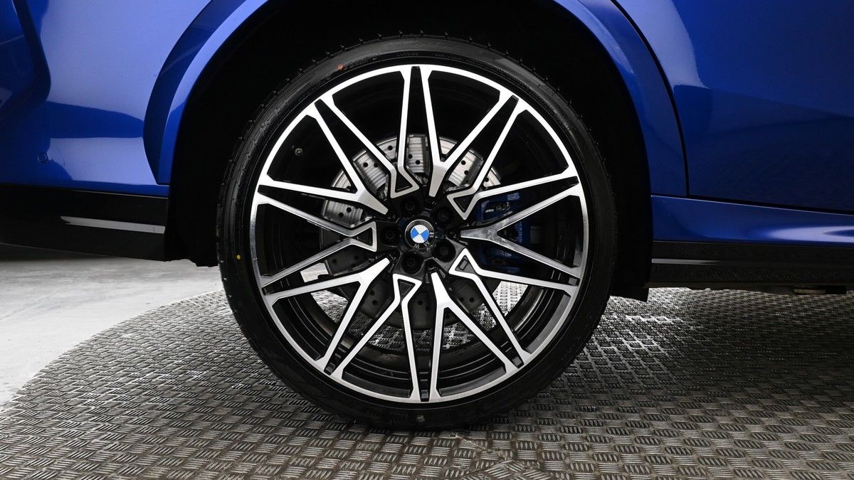 BMW X6 M Image 13