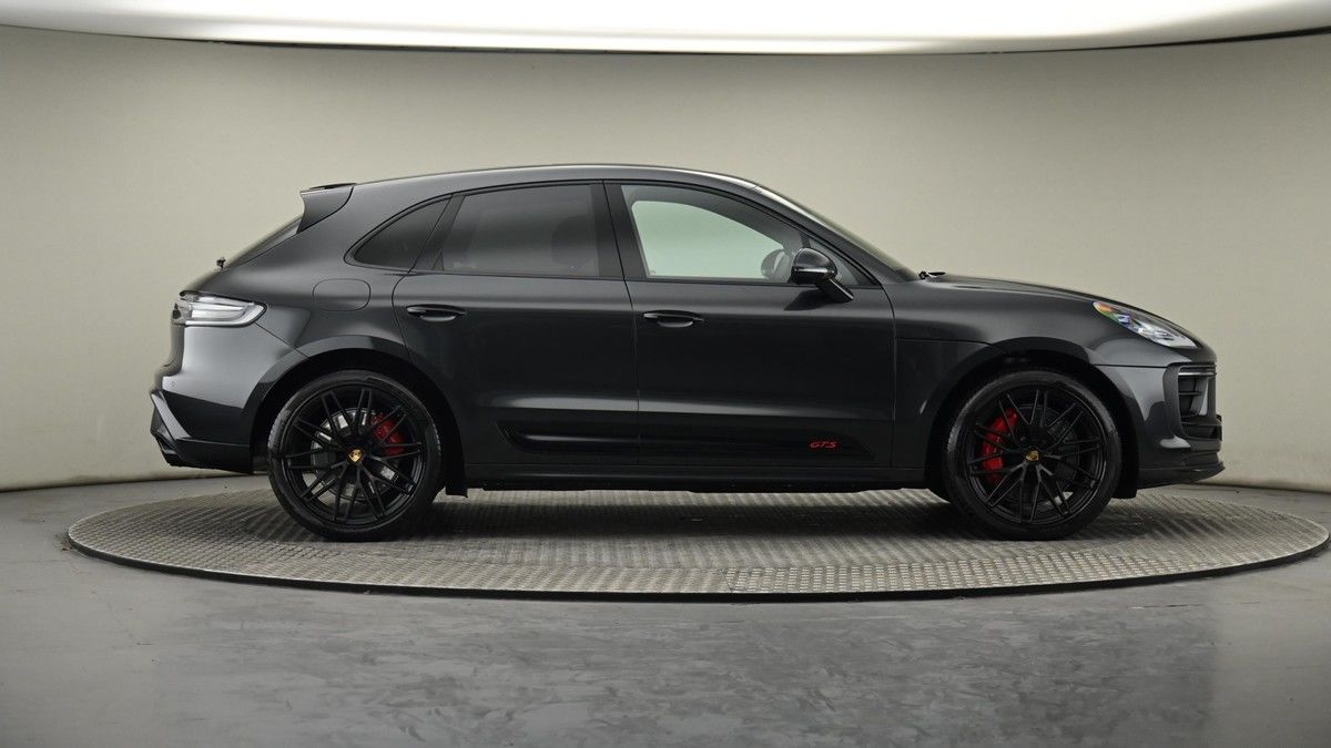 Porsche Macan Image 6