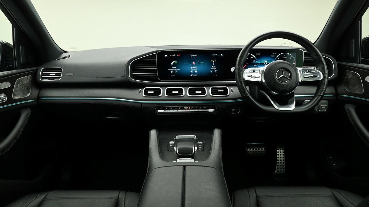 Mercedes-Benz GLS Image 21