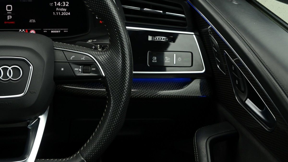 Audi SQ8 Image 20