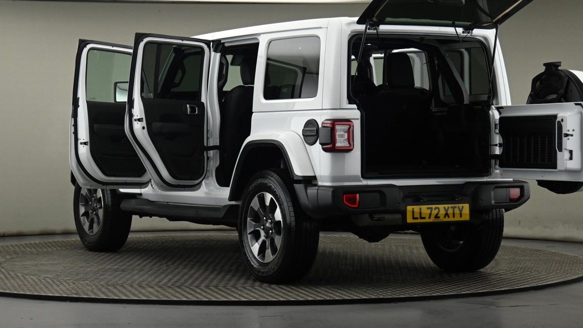 Jeep Wrangler Image 10