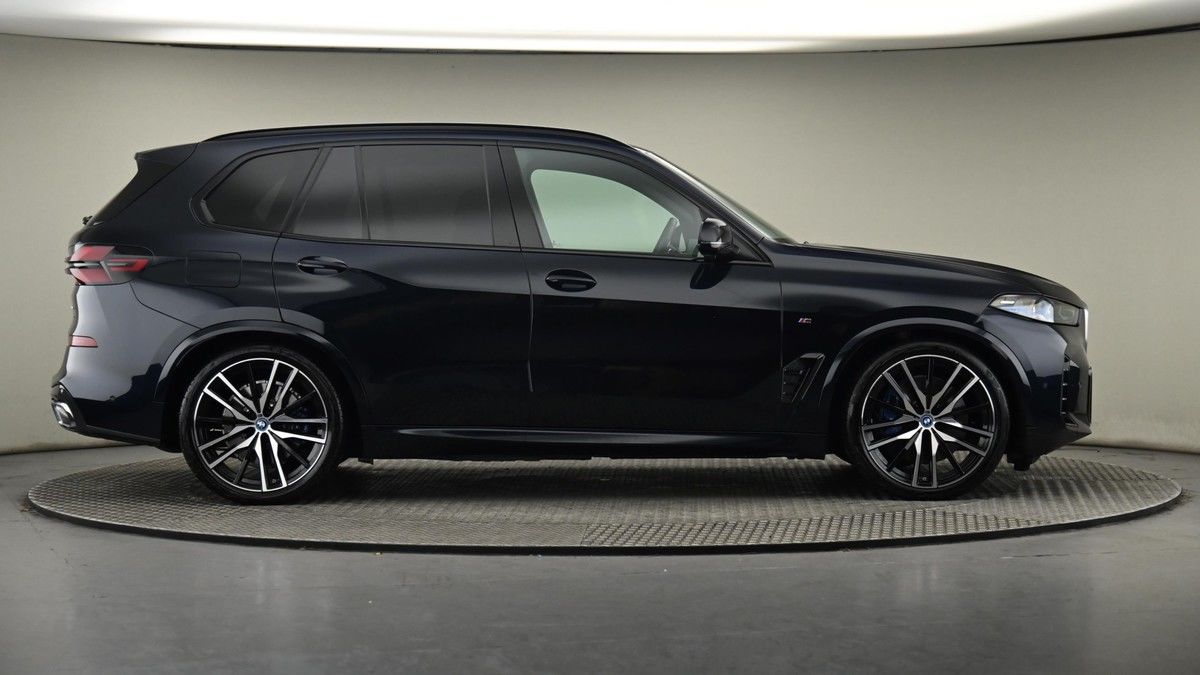 BMW X5 Image 8