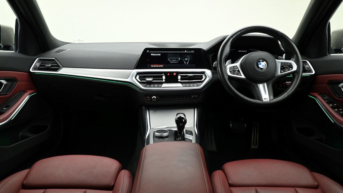 BMW 3 Series Image 17