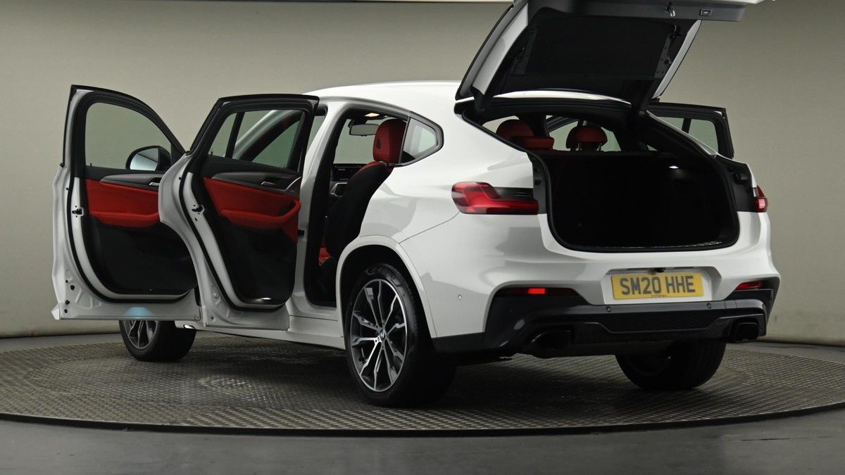 BMW X4 Image 10