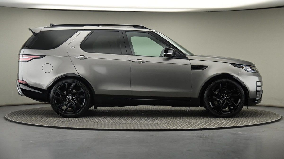 Land Rover Discovery Image 6