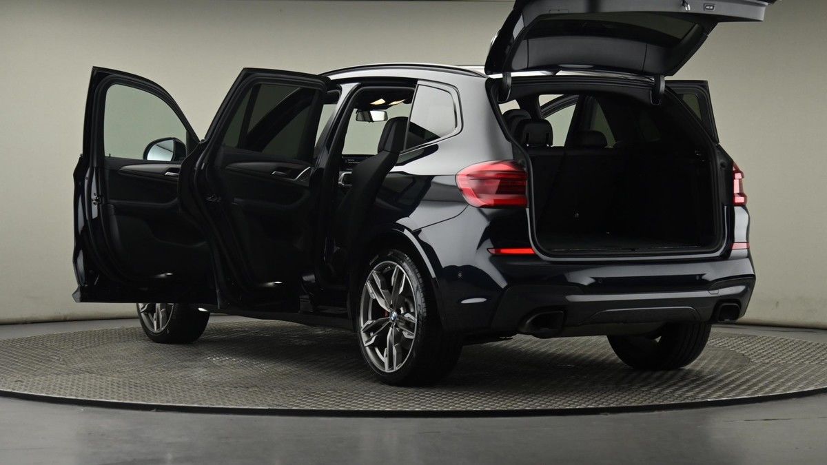 BMW X3 Image 10