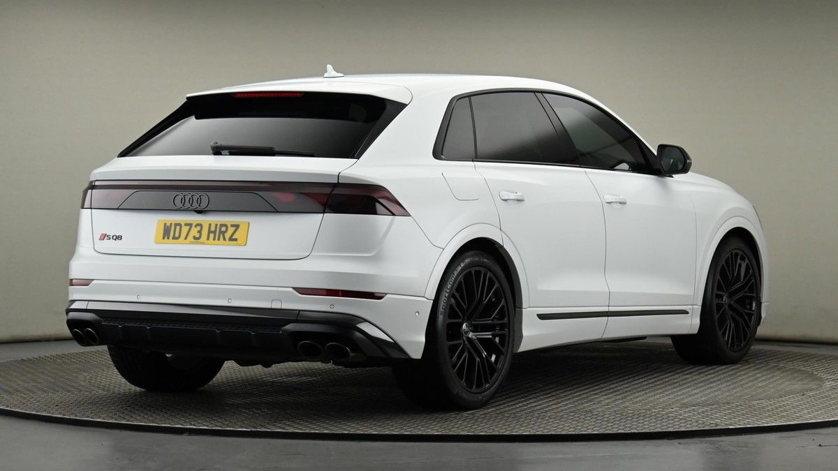 Audi SQ8 Image 23