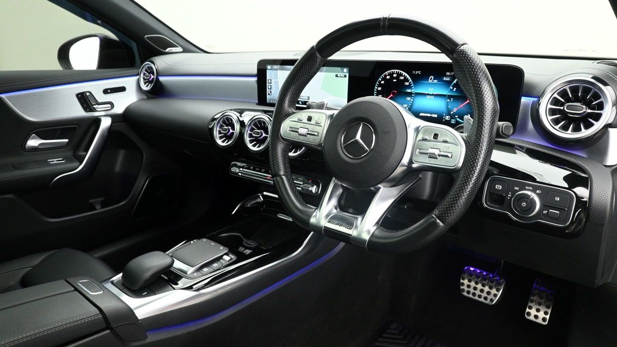 Mercedes-Benz A Class Image 3