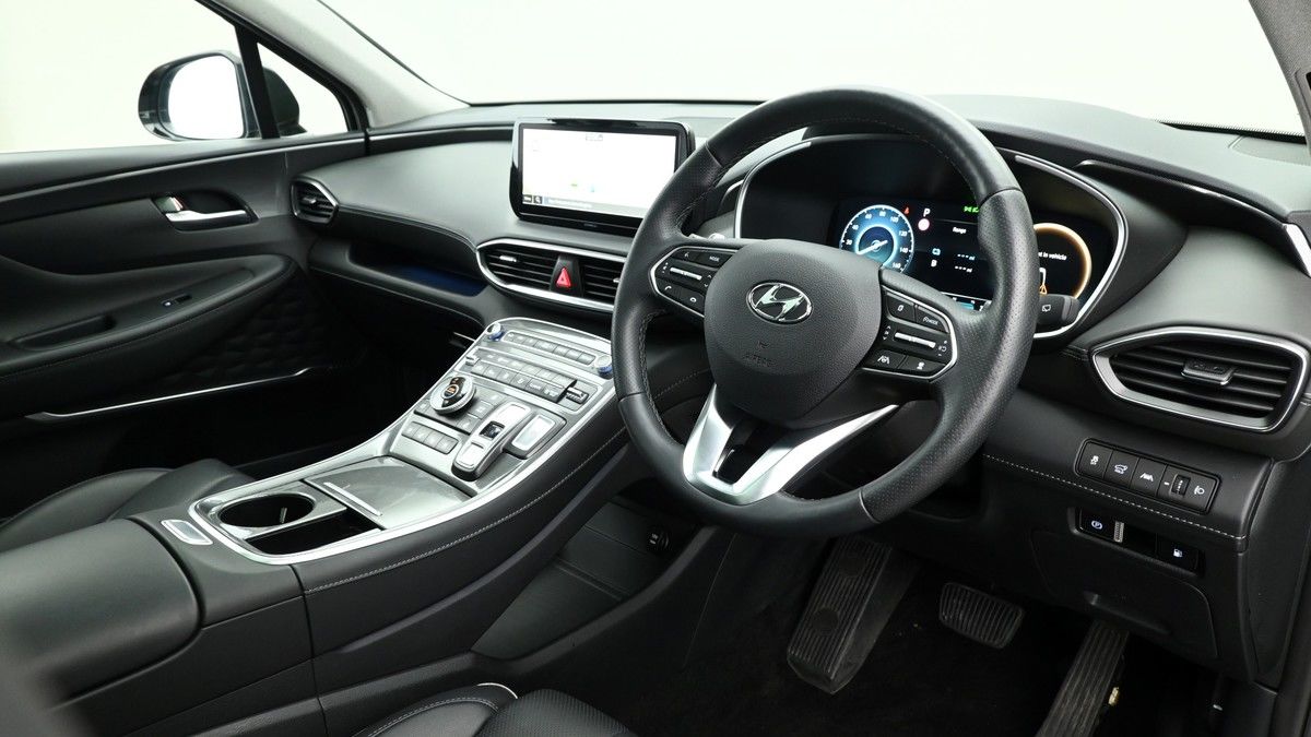 Hyundai Santa Fe Image 3