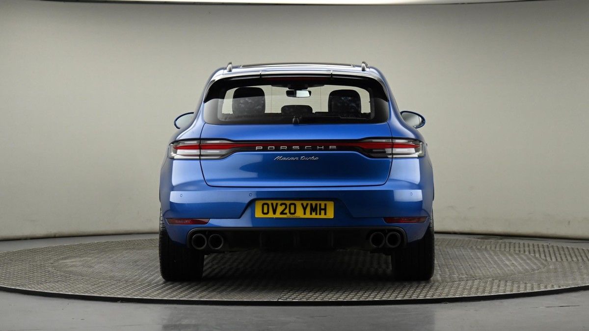 Porsche Macan Image 8