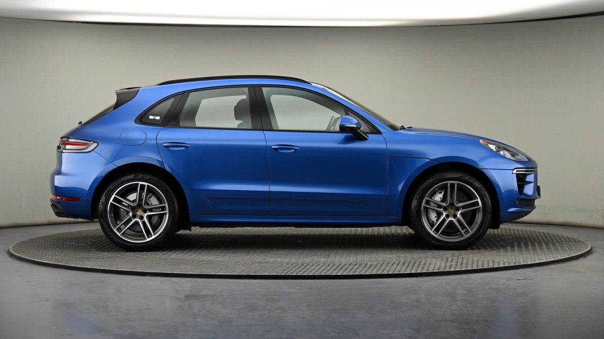 Porsche Macan Image 6