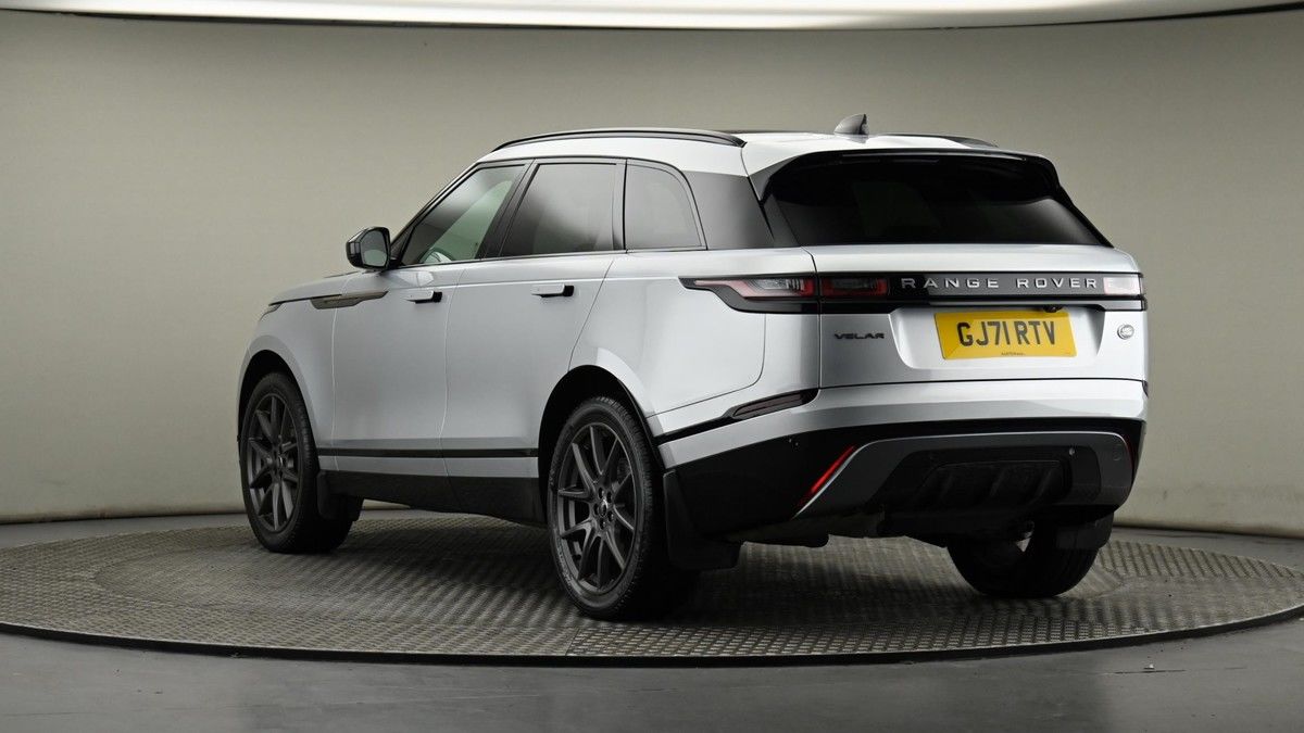 Land Rover Range Rover Velar Image 21