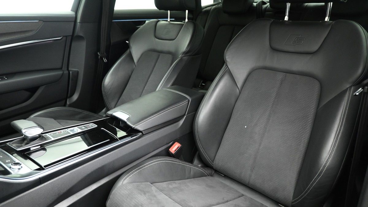 Audi A6 Saloon Image 3