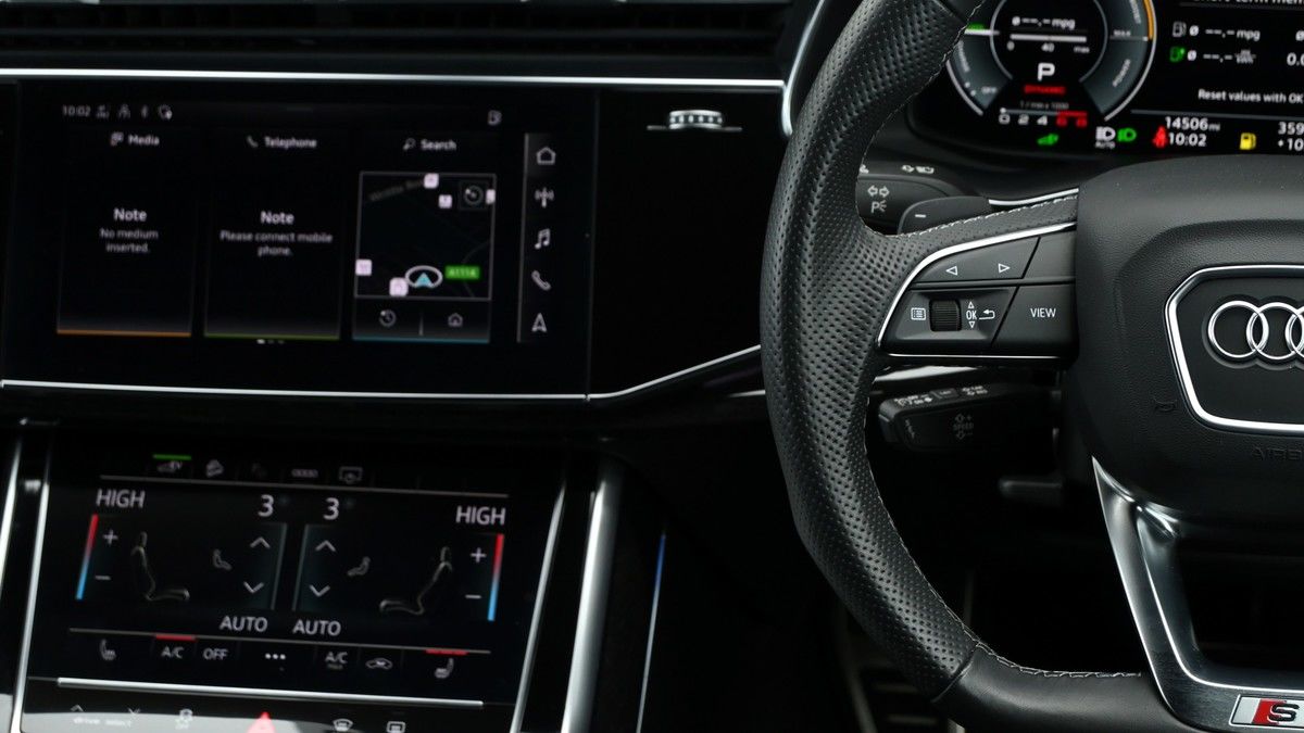 Audi Q8 Image 35