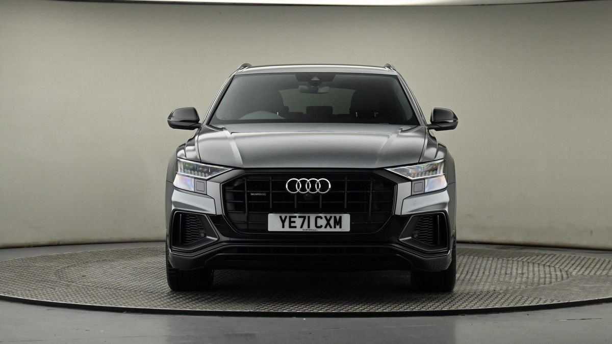 Audi Q8 Image 11