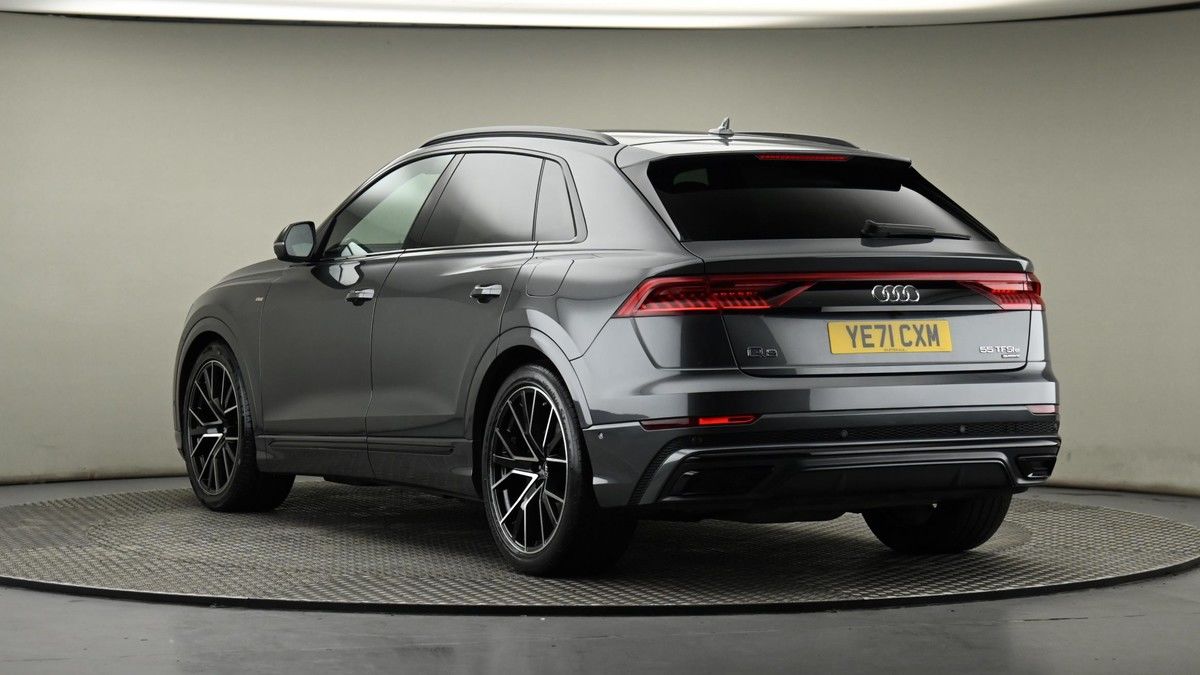 Audi Q8 Image 43