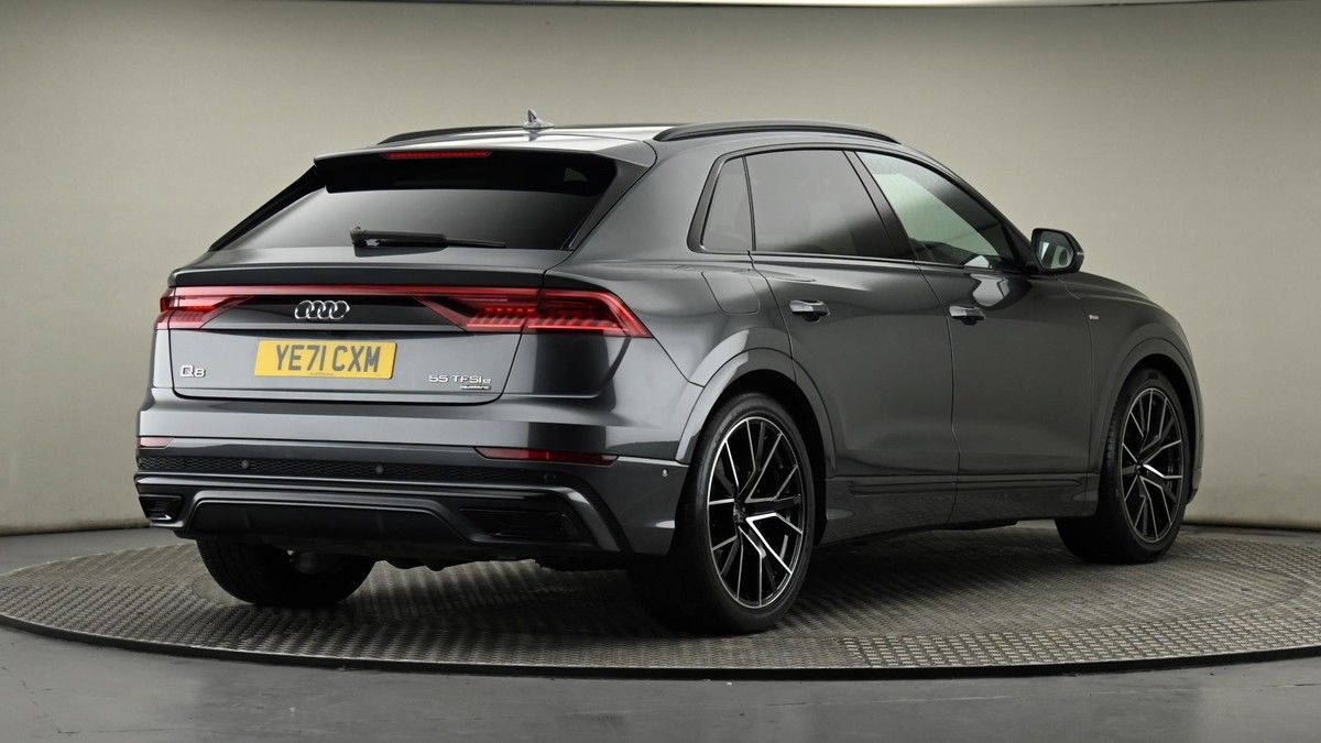 Audi Q8 Image 45