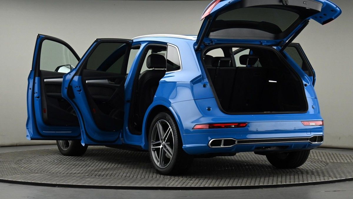 Audi SQ5 Image 19