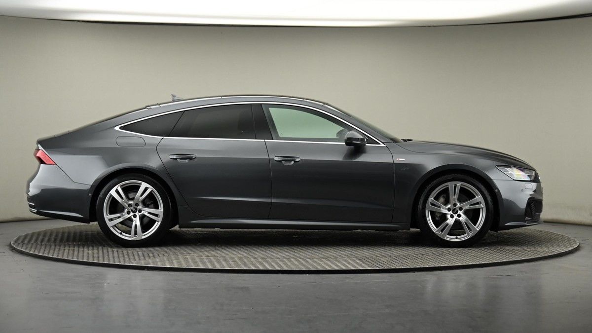 Audi A7 Image 11